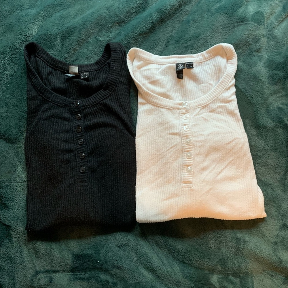 Women’s top bundle